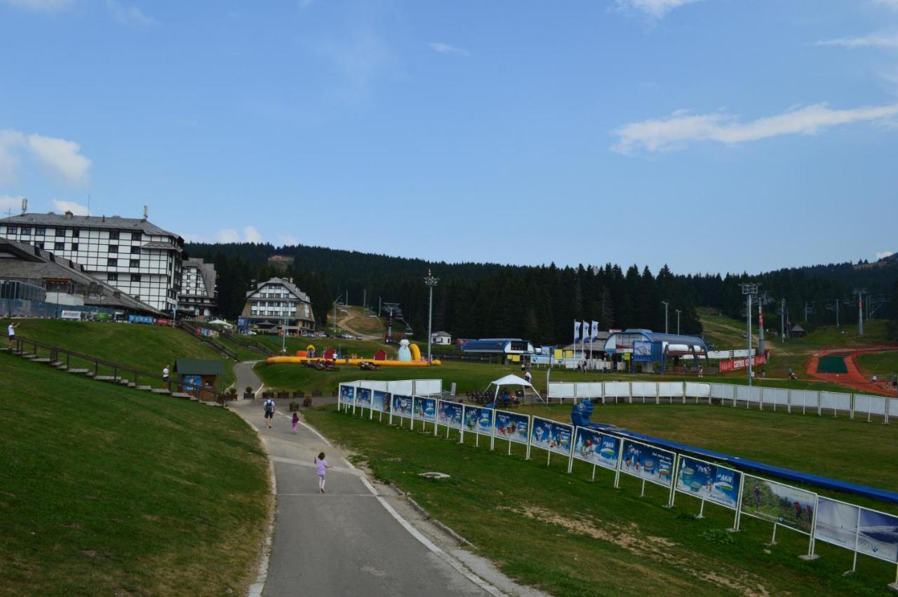 Milmari Resort - Apartman L43 Копаоник Экстерьер фото